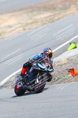 media/Mar-04-2023-TrackXperience (Sat) [[f3a86947c9]]/Group 3/session 1 turn 6/